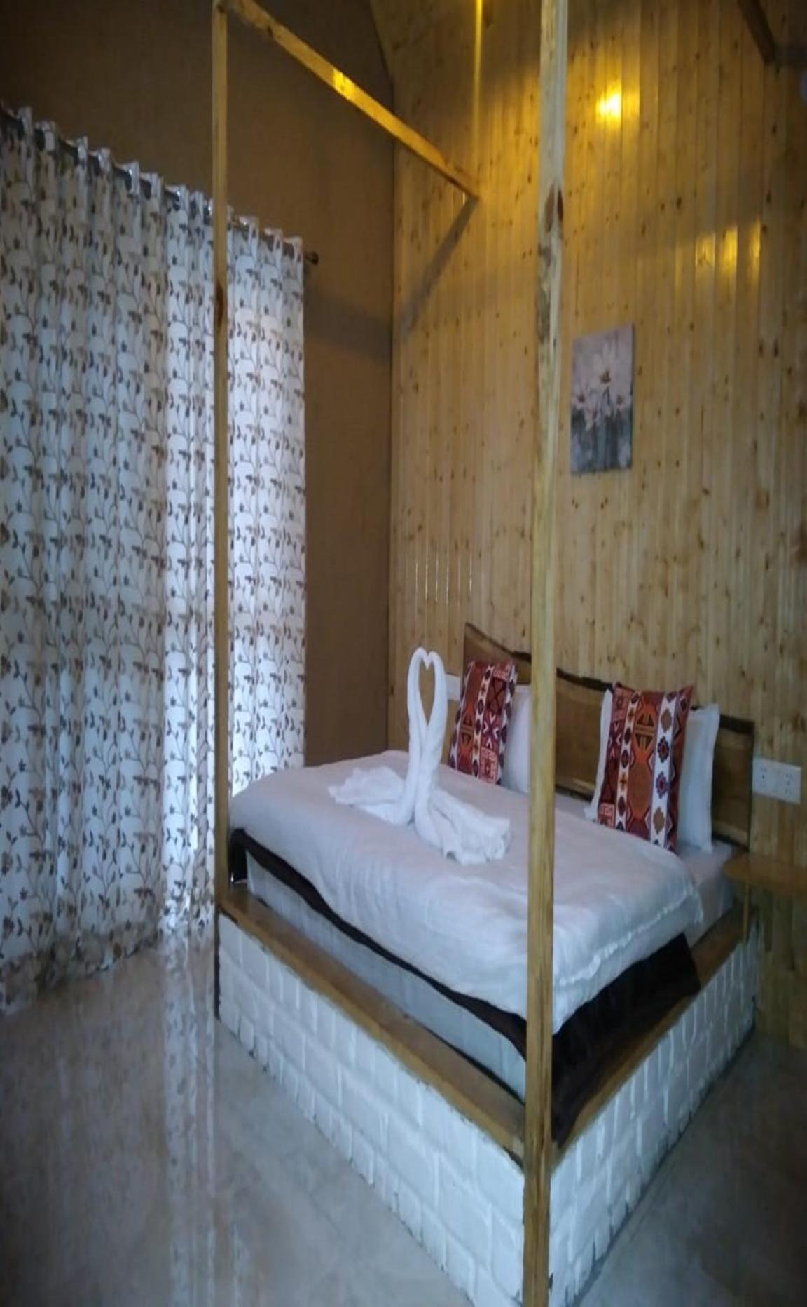 Offbeat Abodes - Tirthan Valley Banjār 外观 照片