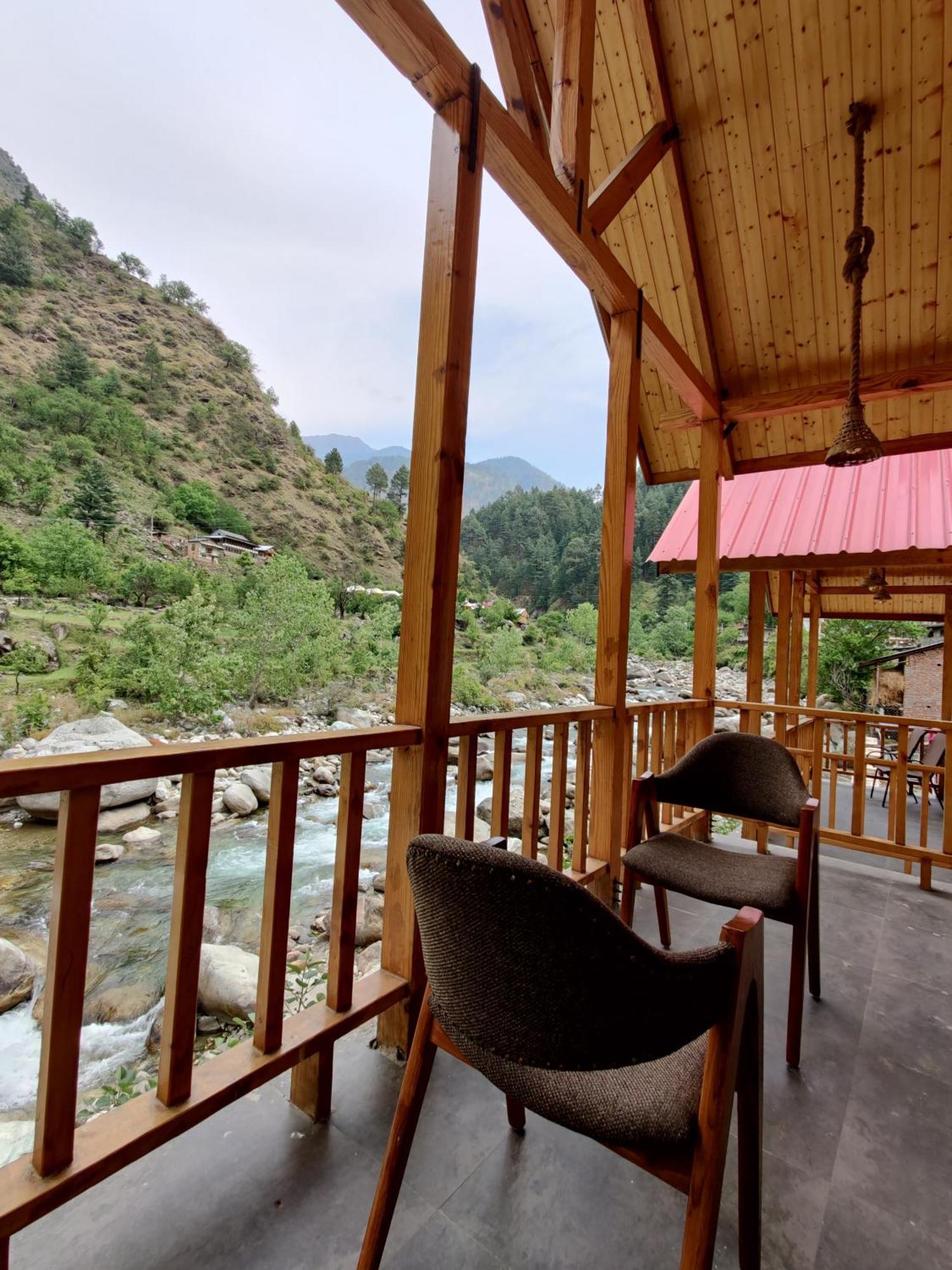 Offbeat Abodes - Tirthan Valley Banjār 外观 照片