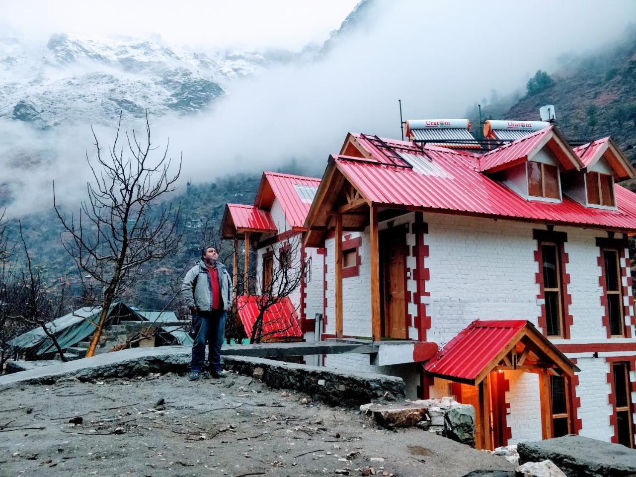 Offbeat Abodes - Tirthan Valley Banjār 外观 照片